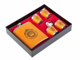 Набор Клуб охотников фляжка 240 мл, 4 стопки, воронка